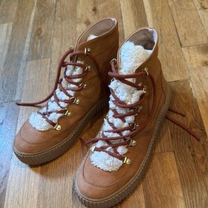 Women's AQUA sz 7 Tan Lace-Up Boots